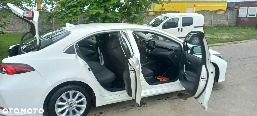 Toyota Corolla 1.8 Hybrid GPF Comfort - 22