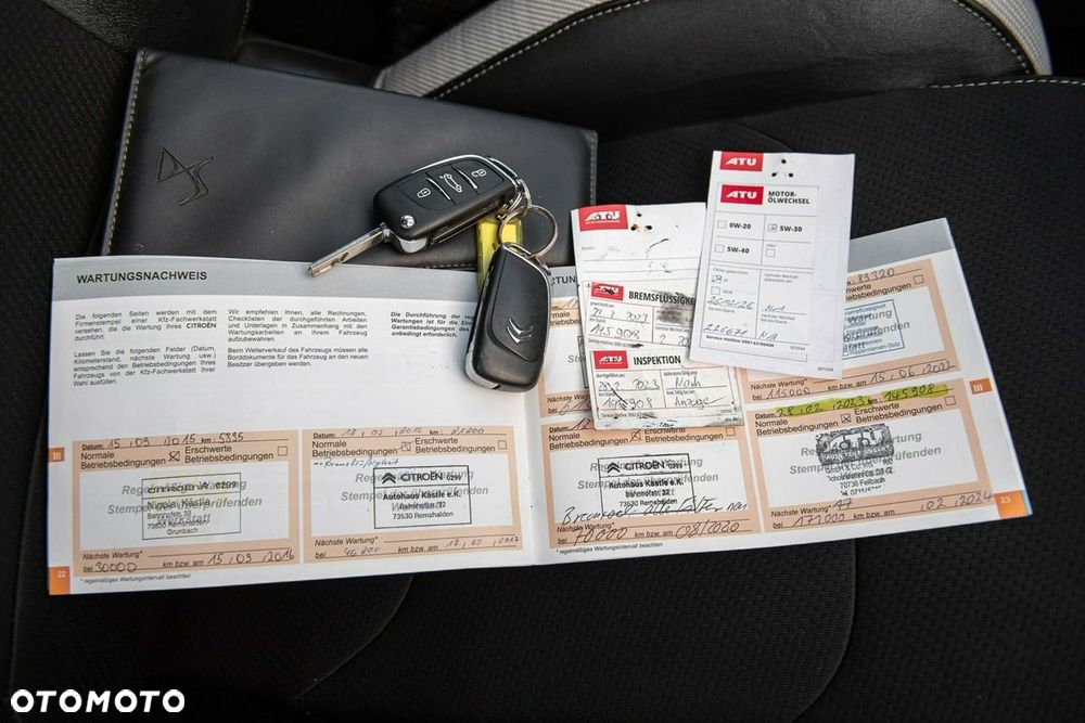 Citroën DS4 e-HDi 115 Urban Show - 33