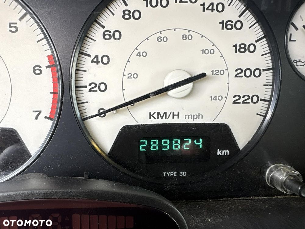 Jeep Grand Cherokee - 8