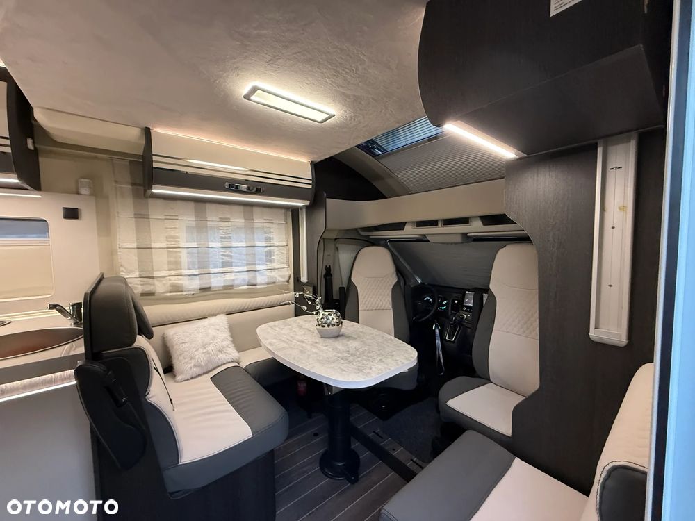 Roller Team 284 TL camper 5-osób salon Polska jak nowy! - 16
