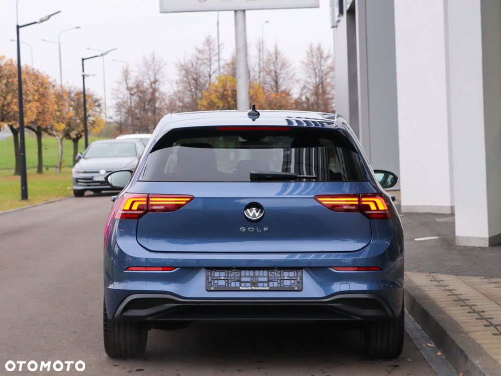 Volkswagen Golf - 5