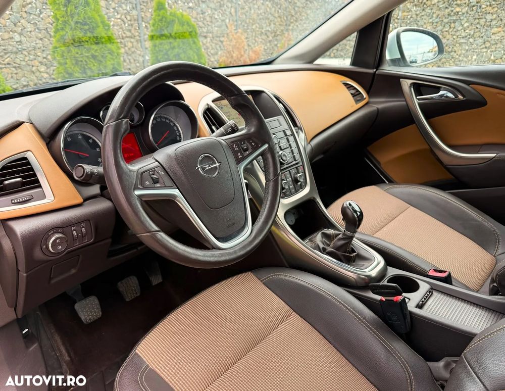 Opel Astra - 16