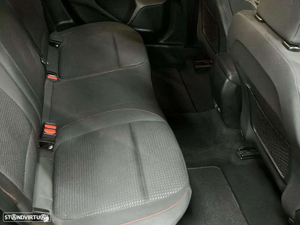 Ford Focus 1.0 EcoBoost ST-Line - 16