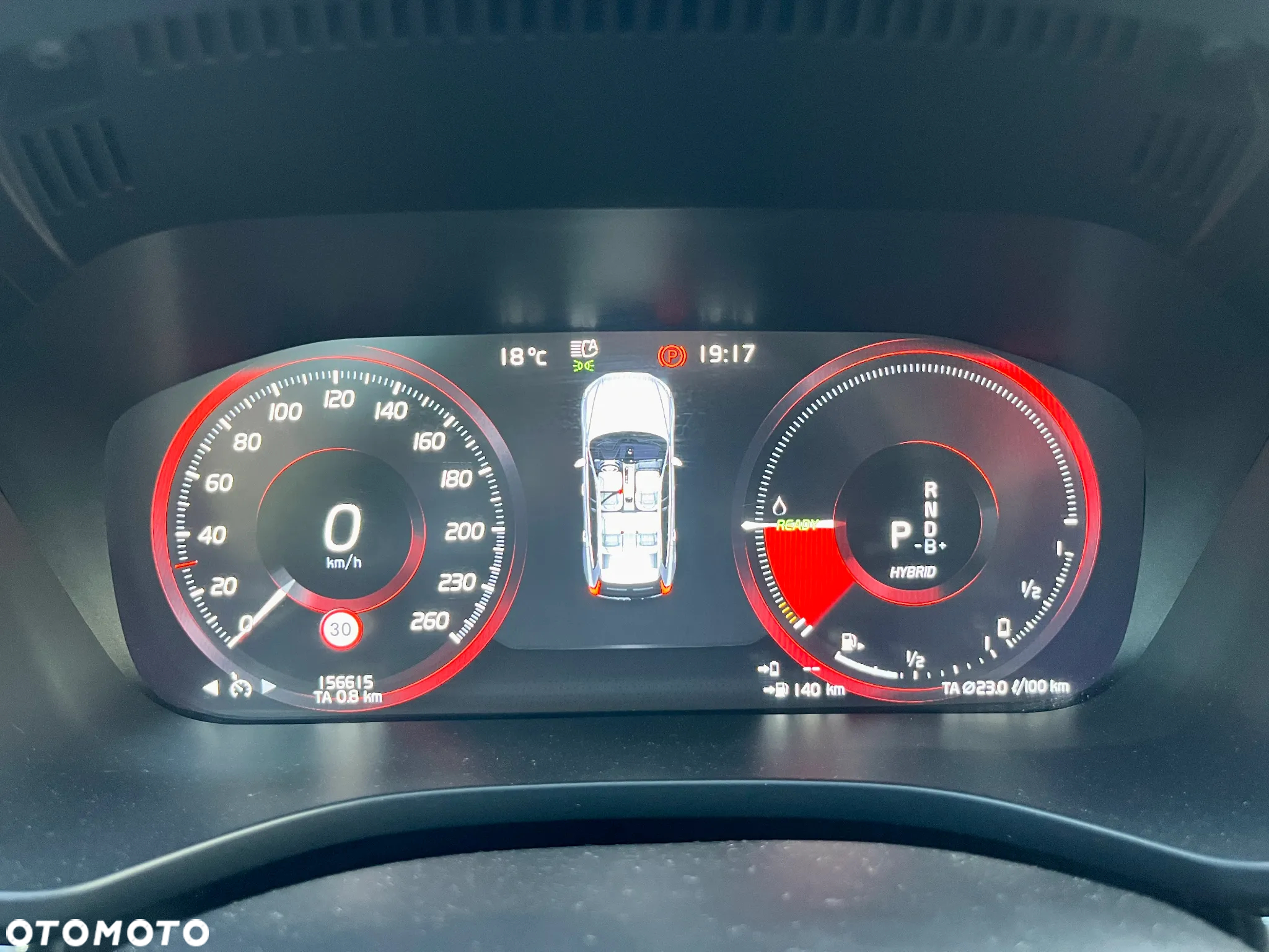 Volvo XC 60 T8 AWD Plug-In Hybrid Momentum - 33
