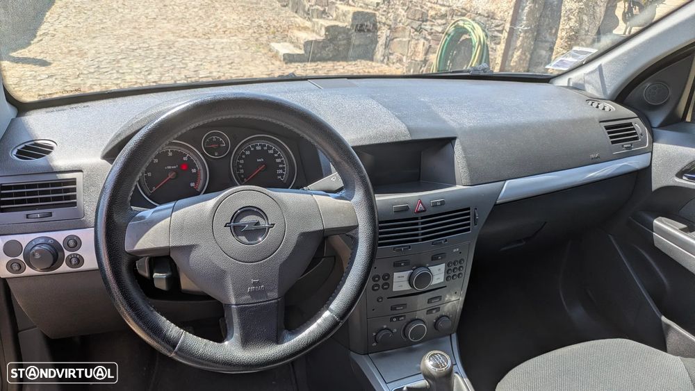 Opel Astra 1.3 CDTI Enjoy EcoFLEX - 17
