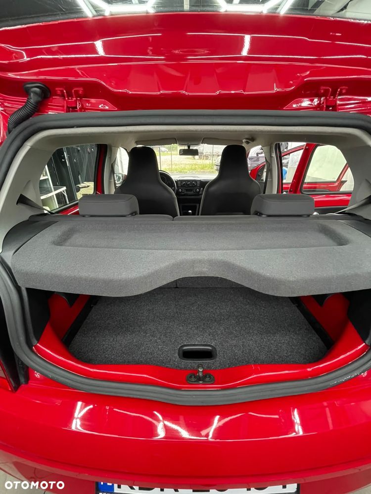 Volkswagen up! Standard - 10
