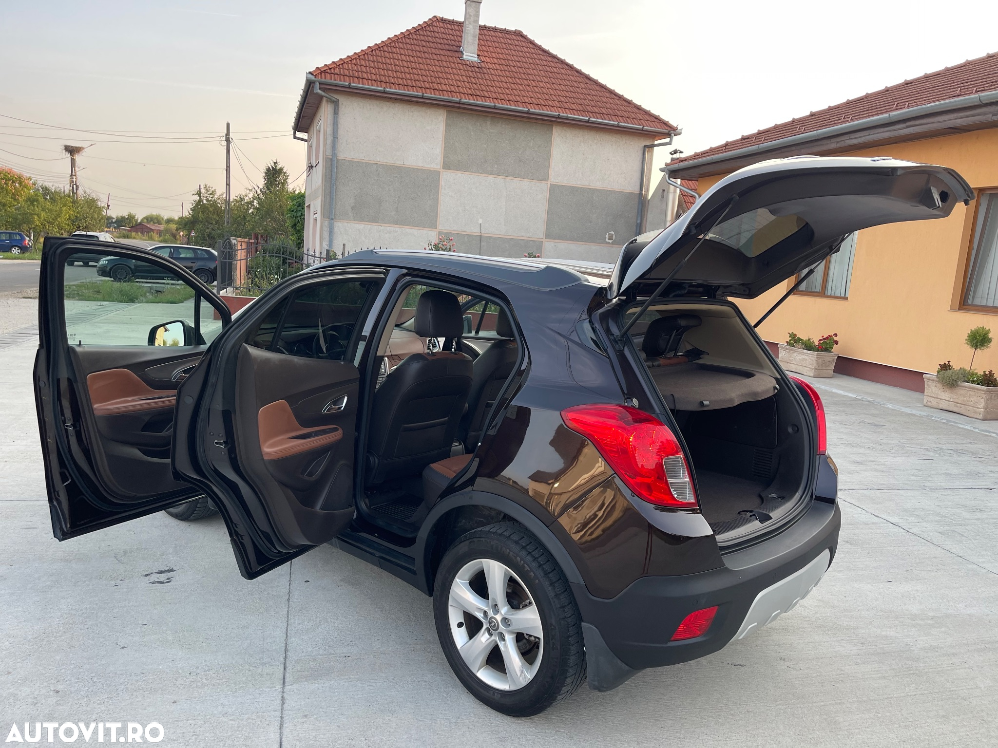 Opel Mokka 1.6 CDTI ECOFLEX Start/Stop Color Innovation - 33