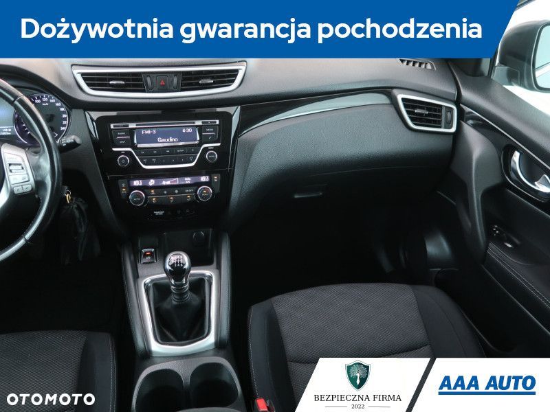 Nissan Qashqai - 10