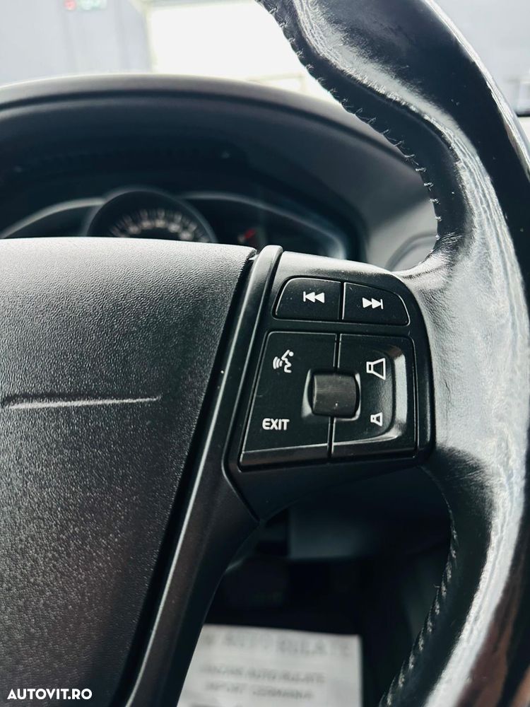 Volvo XC 60 D3 Geartronic Kinetic - 30