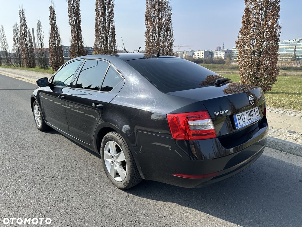 Skoda Octavia 1.6 TDI Active - 8