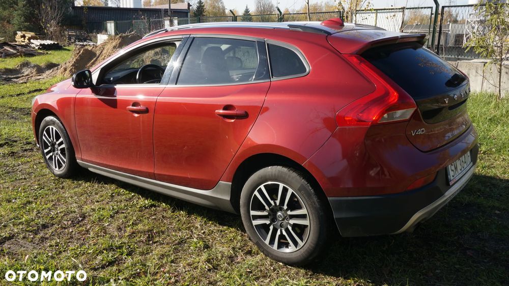 Volvo V40 Cross Country D3 Drive-E Momentum - 11