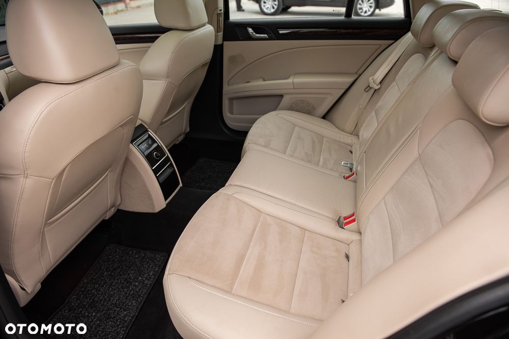 Skoda Superb 2.0 TSI DSG Exclusive - 25