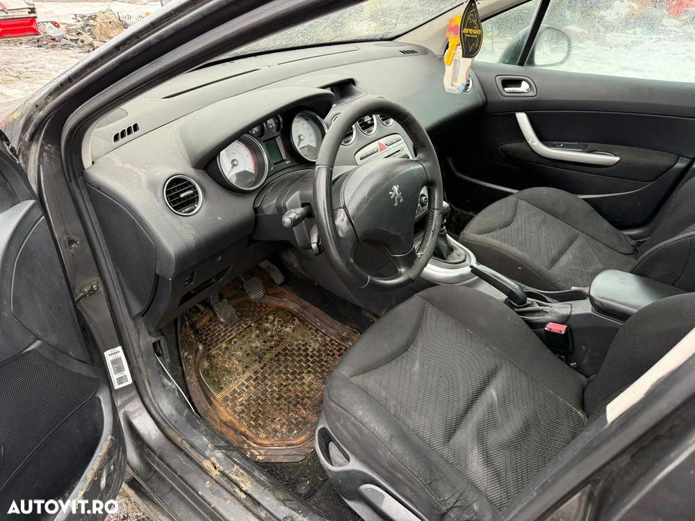 Dezmembrez Peugeot 307 negru 2007 1,6 HDI - 6