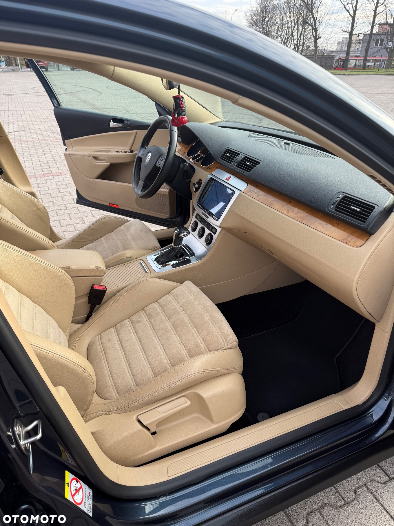 Volkswagen Passat - 23