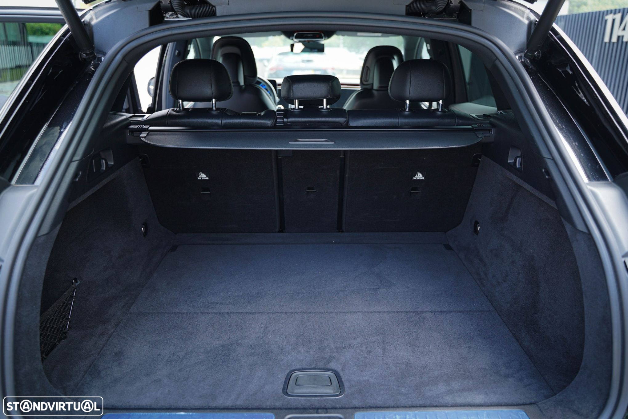 Mercedes-Benz EQE SUV 350+ - 8