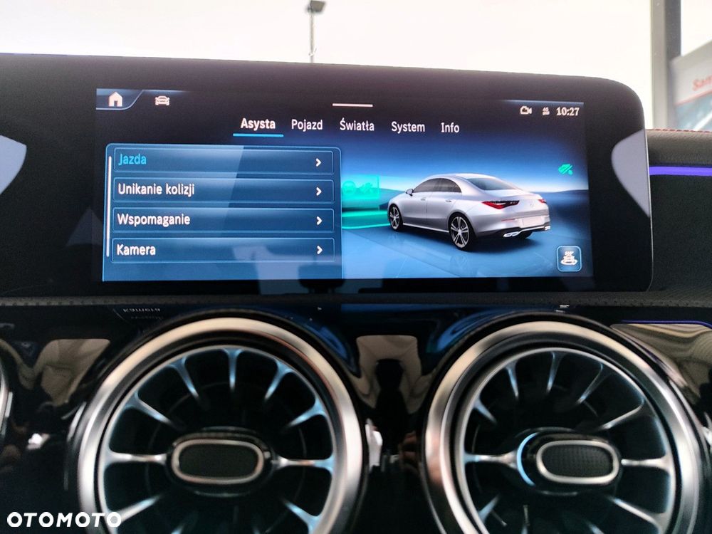 Mercedes-Benz CLA - 27