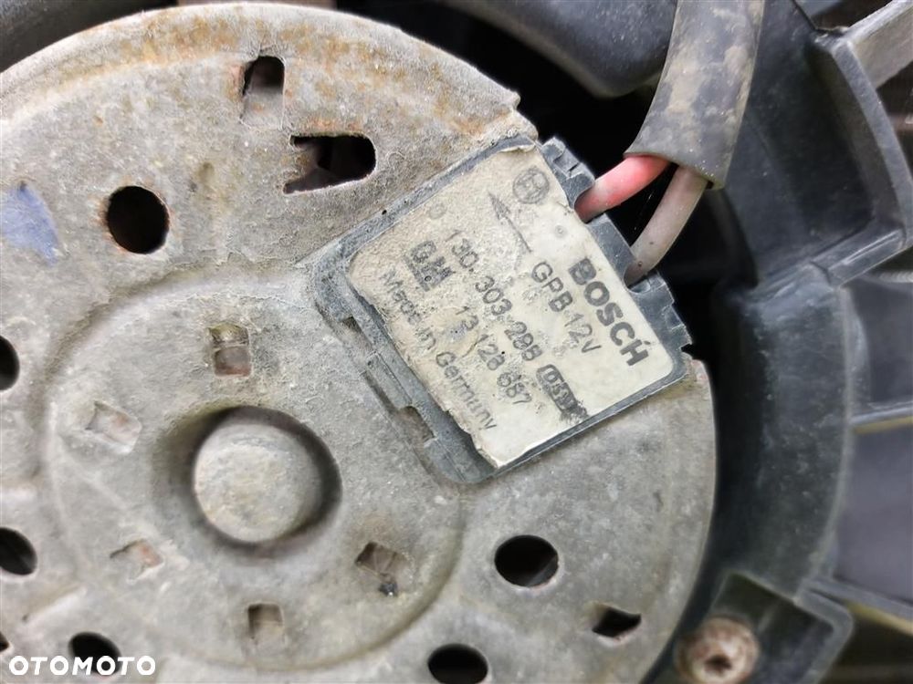 Chłodnica z wentylatorem Opel Zafira A 1.8 16V 125KM Z18XE 630041 BOSCH - 7