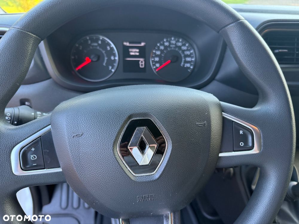 Renault Master - 24