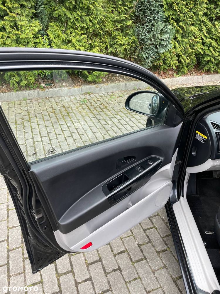 Kia Ceed 1.4 Comfort + - 9