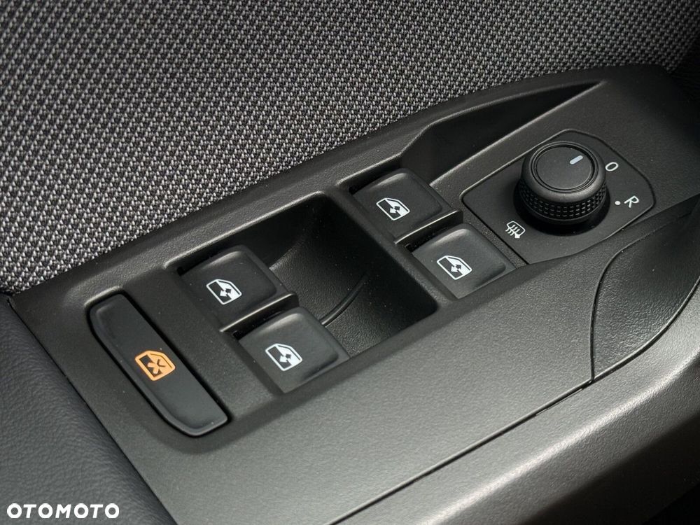 Seat Leon 1.5 eTSI Style DSG - 25