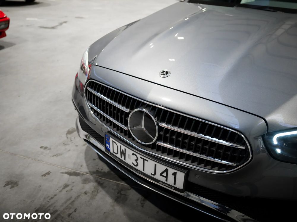 Mercedes-Benz Klasa E 300 de Avantgarde - 4