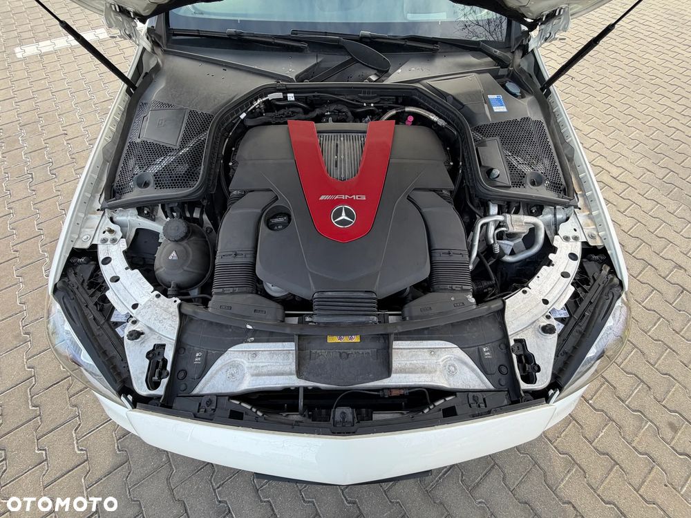 Mercedes-Benz Klasa C AMG 43 4Matic 9G-TRONIC - 3