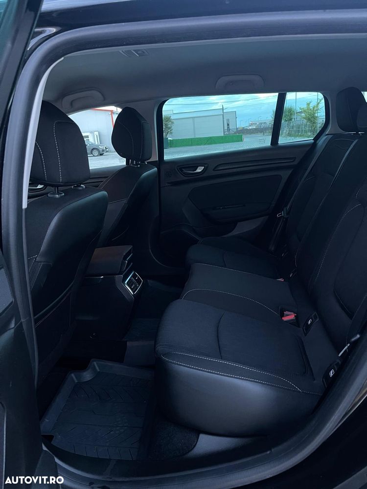 Renault Megane BLUE dCi Limited - 11
