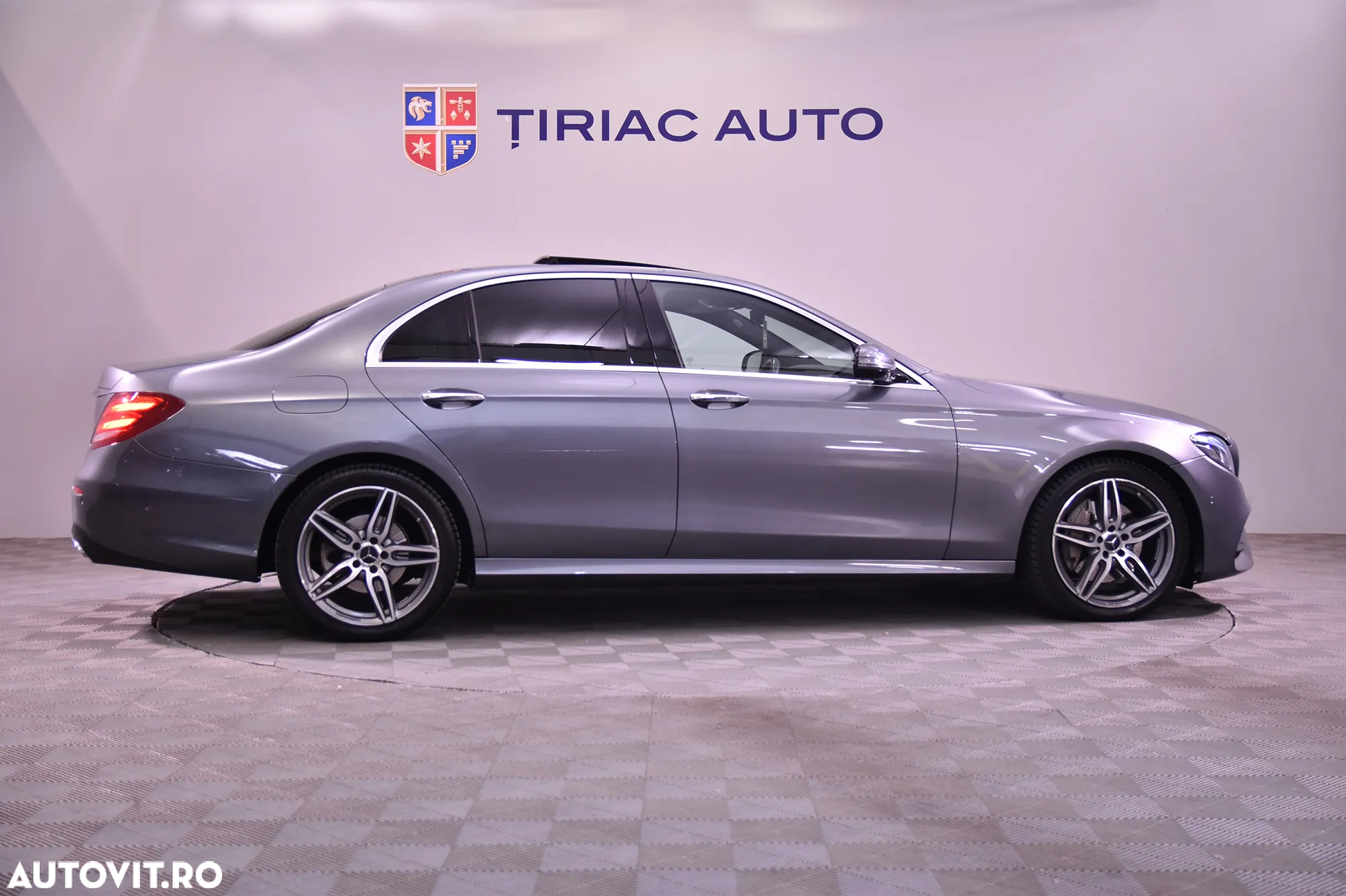 Mercedes-Benz E 220 d 4MATIC Aut. - 6