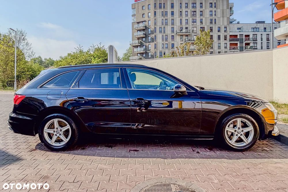 Audi A4 Avant 40 TDI Quattro S tronic - 9