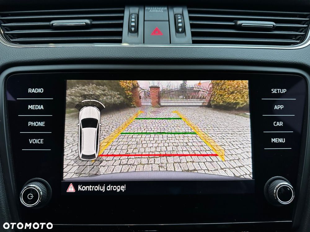 Skoda Octavia 1.5 TSI ACT Style DSG - 23