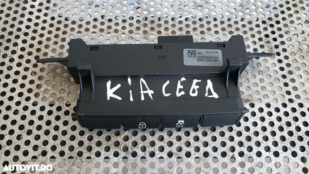 Modul Butoane Buton Kia Ceed An 2012-2016 Dezmembrez Kia Ceed 1.6 Gdi Motor G4FA - 2