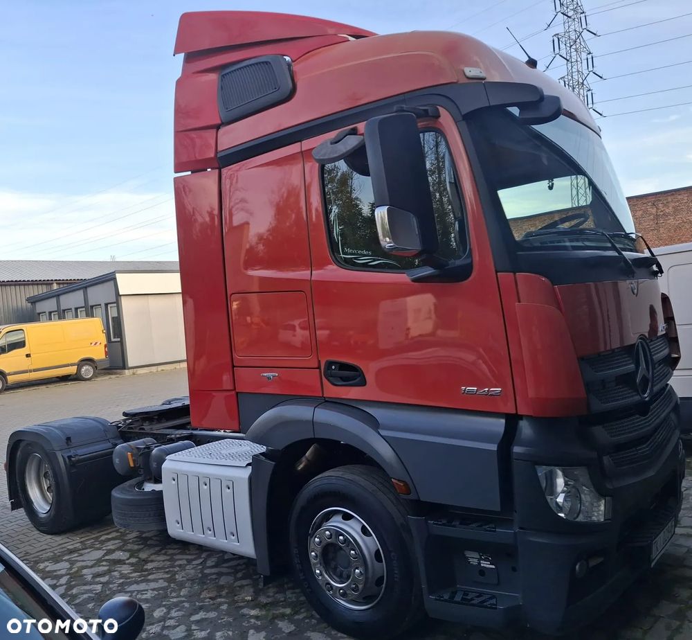 Mercedes-Benz Actros MP4 - 2