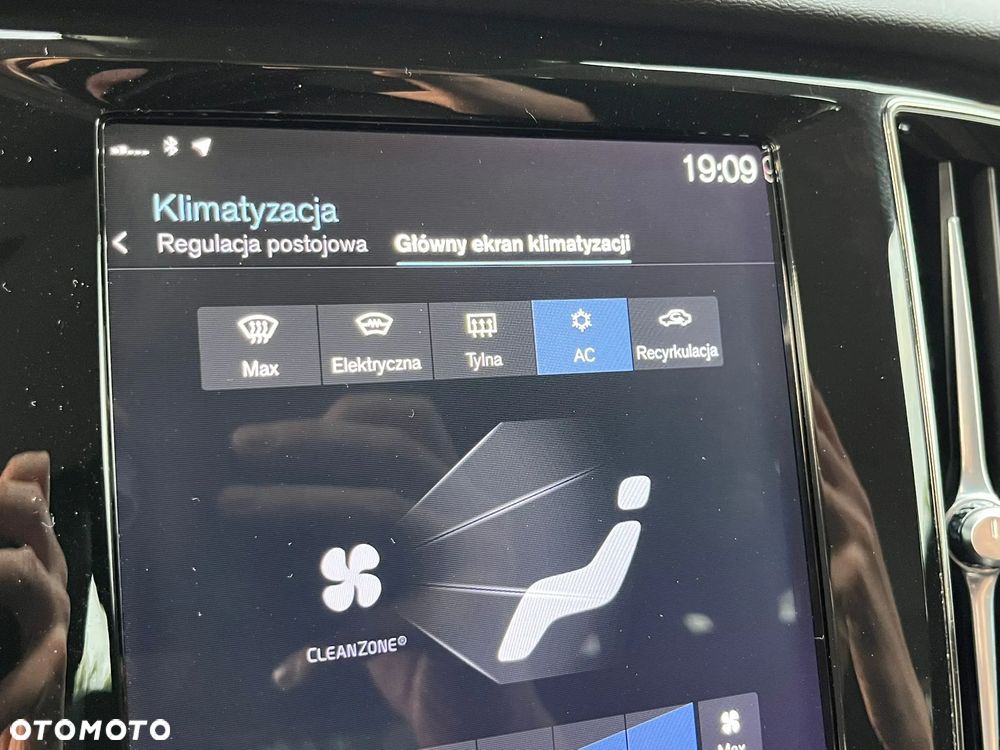 Volvo V60 D4 Momentum Pro - 22
