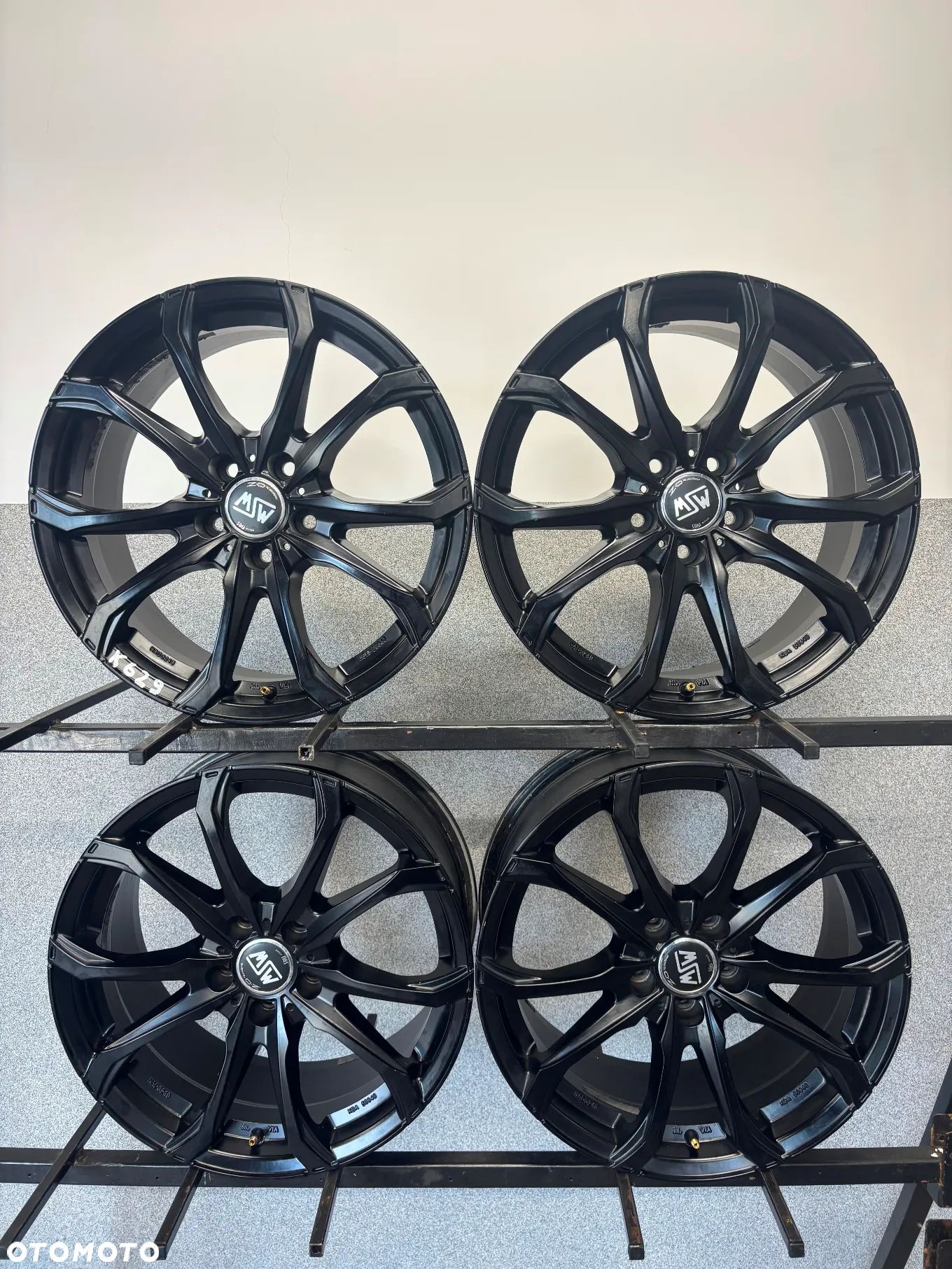 4 FELGI ALU. VW ARTEON,PASSAT,GOLF,AUDI A4,A5,A6,MERCEDES C,E-KLASA,SKODA OCTAVIA 3,4 18'' 8J ET40 - 1