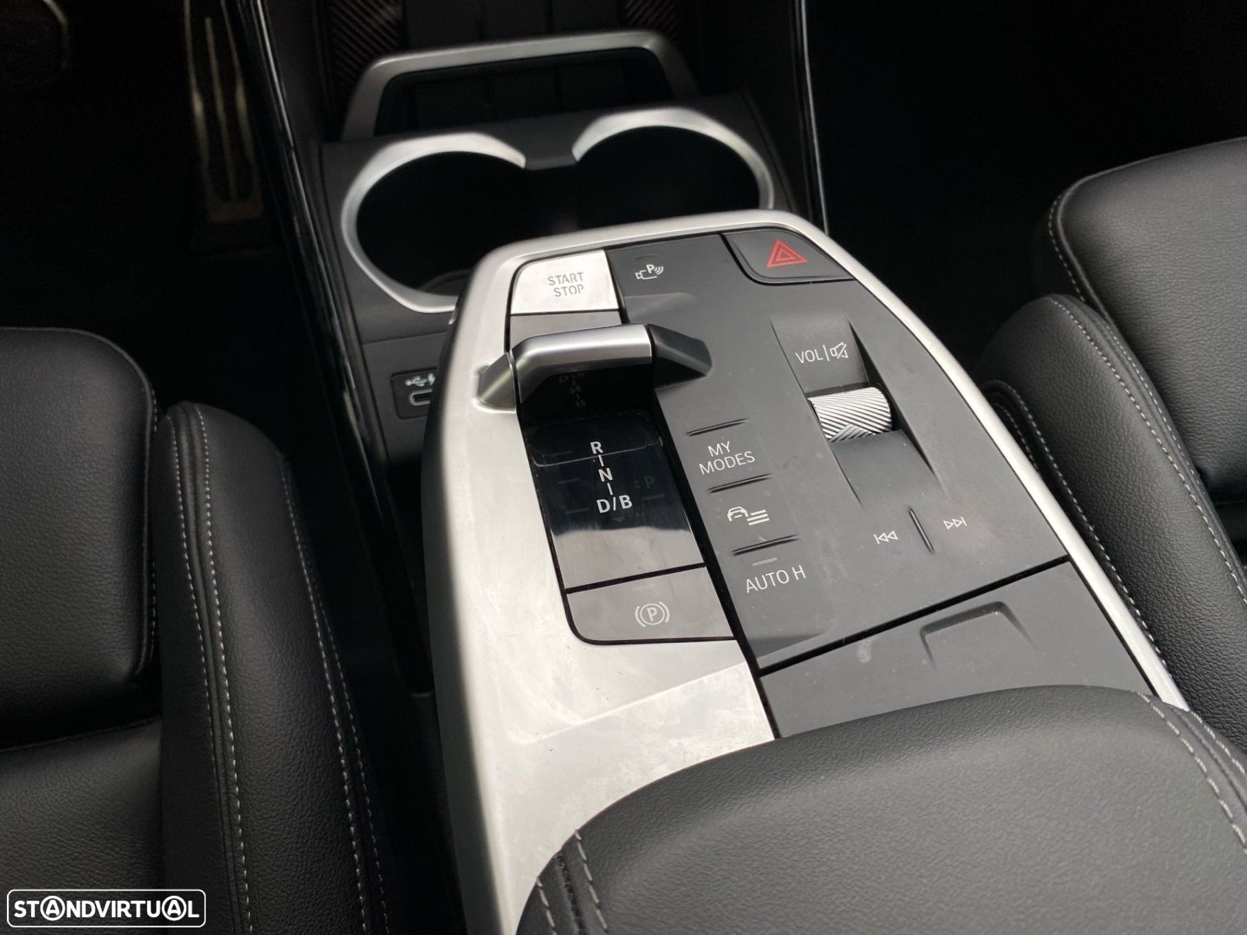 BMW iX1 xDrive30 Pack Desportivo M - 18