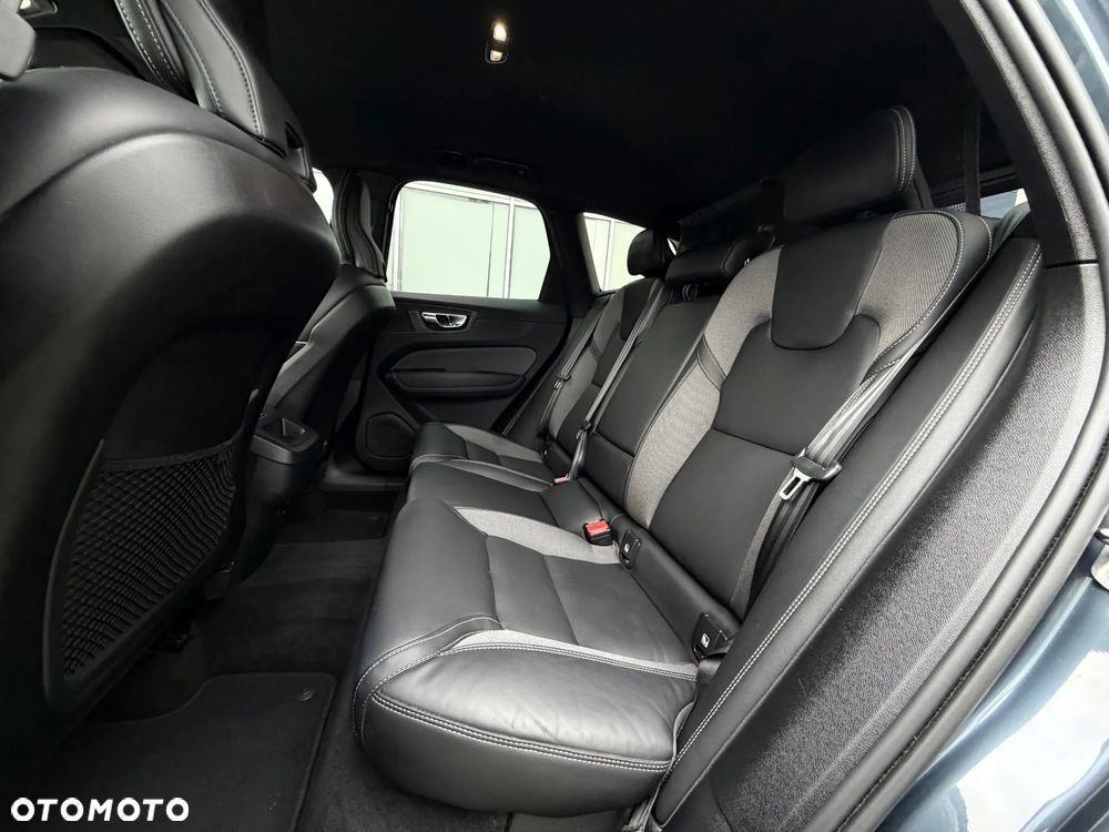 Volvo XC 60 - 21
