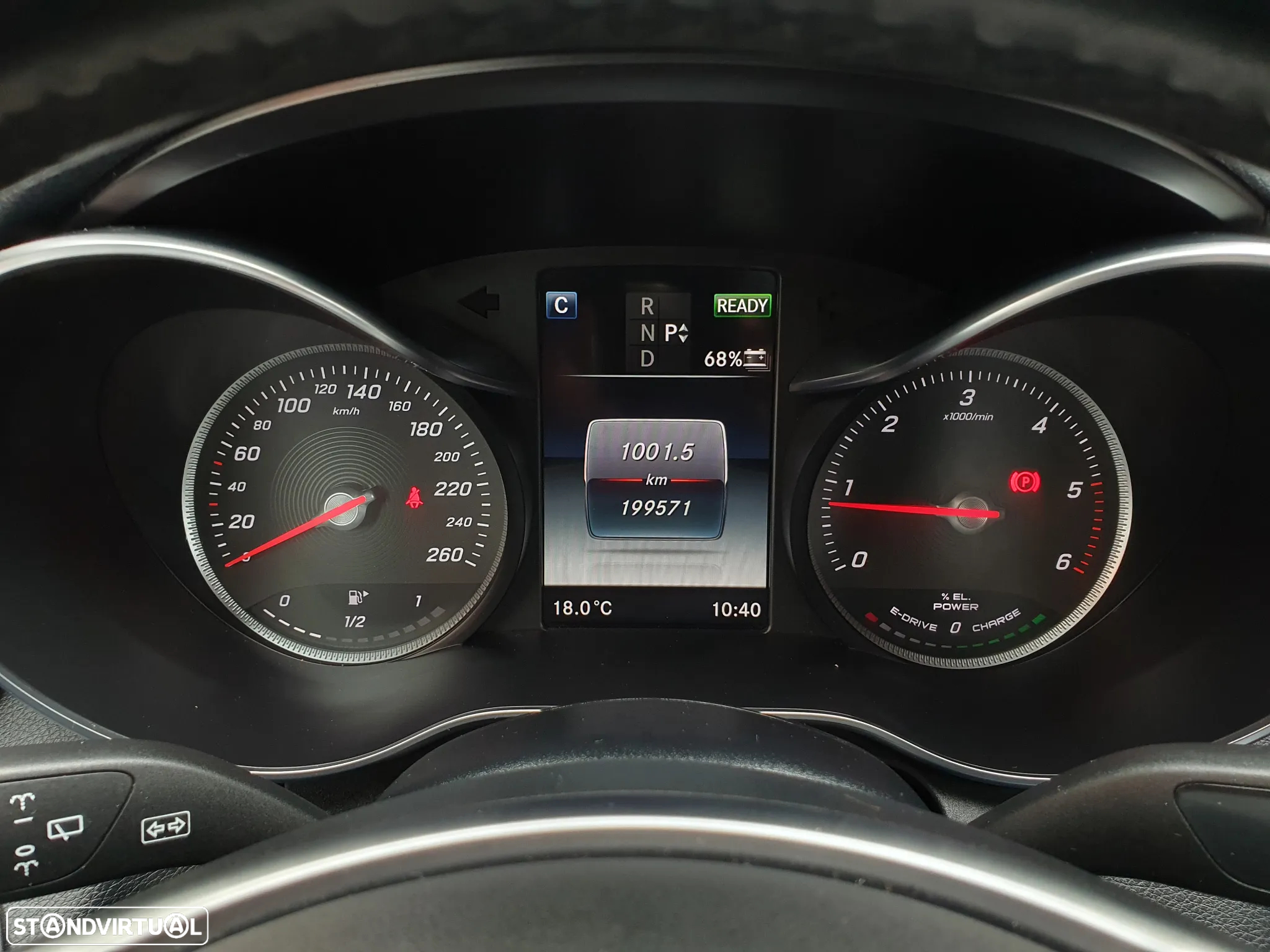 Mercedes-Benz C 300 BlueTEC Hybrid AMG Line - 9