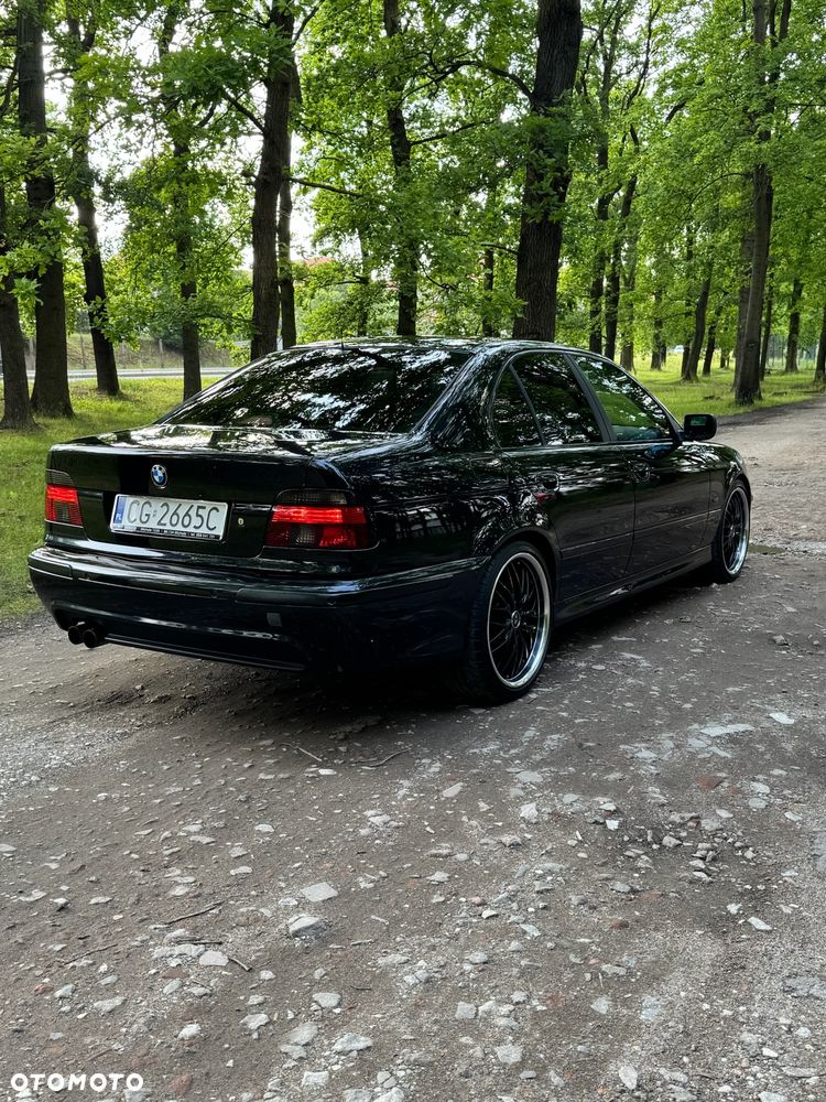 BMW Seria 5 - 8