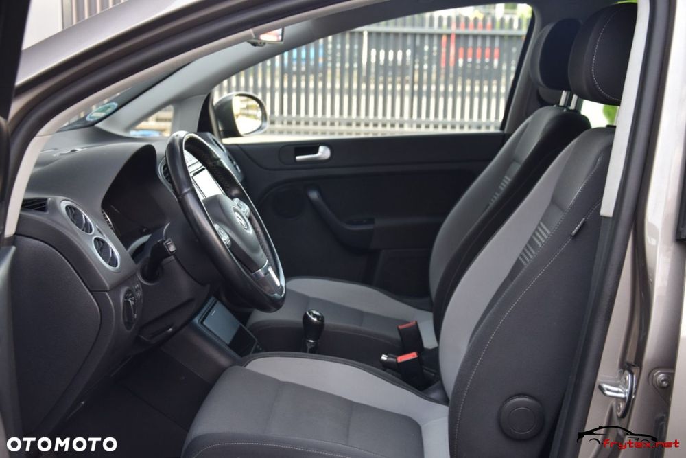 Volkswagen Golf Plus - 15