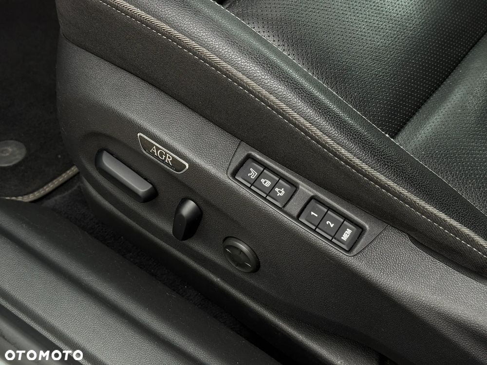 Opel Insignia 2.0 T 4x4 Exclusive S&S - 34