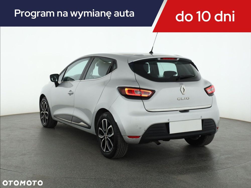 Renault Clio - 6