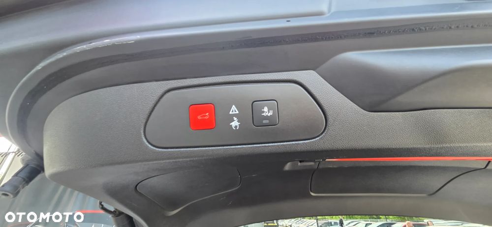 Opel Grandland X 1.2 Start/Stop Design Line - 33