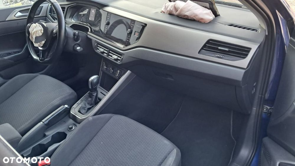 Volkswagen Polo - 13