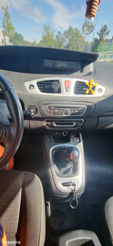 Renault Grand Scenic Gr 1.6 16V Authentique - 2