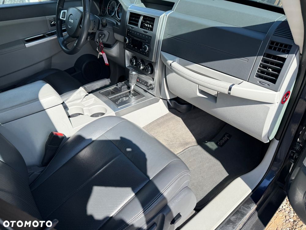 Jeep Cherokee 3.7 Limited - 17