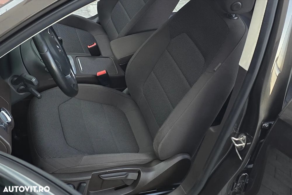 Volkswagen Passat 2.0 TDI BlueMotion Technology Business Edition - 20