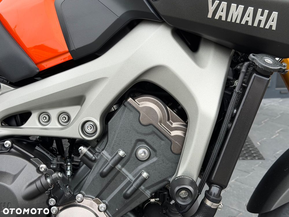 Yamaha MT - 17