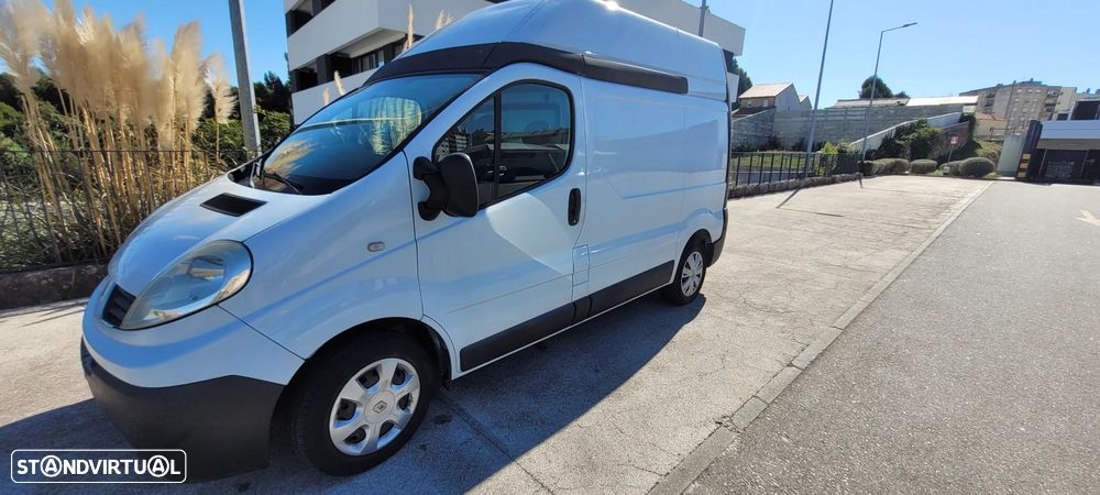 Renault Trafic - 2