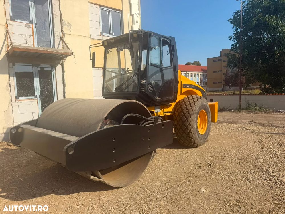 JCB Vibromax VM 166 Cilindru compactor - 1