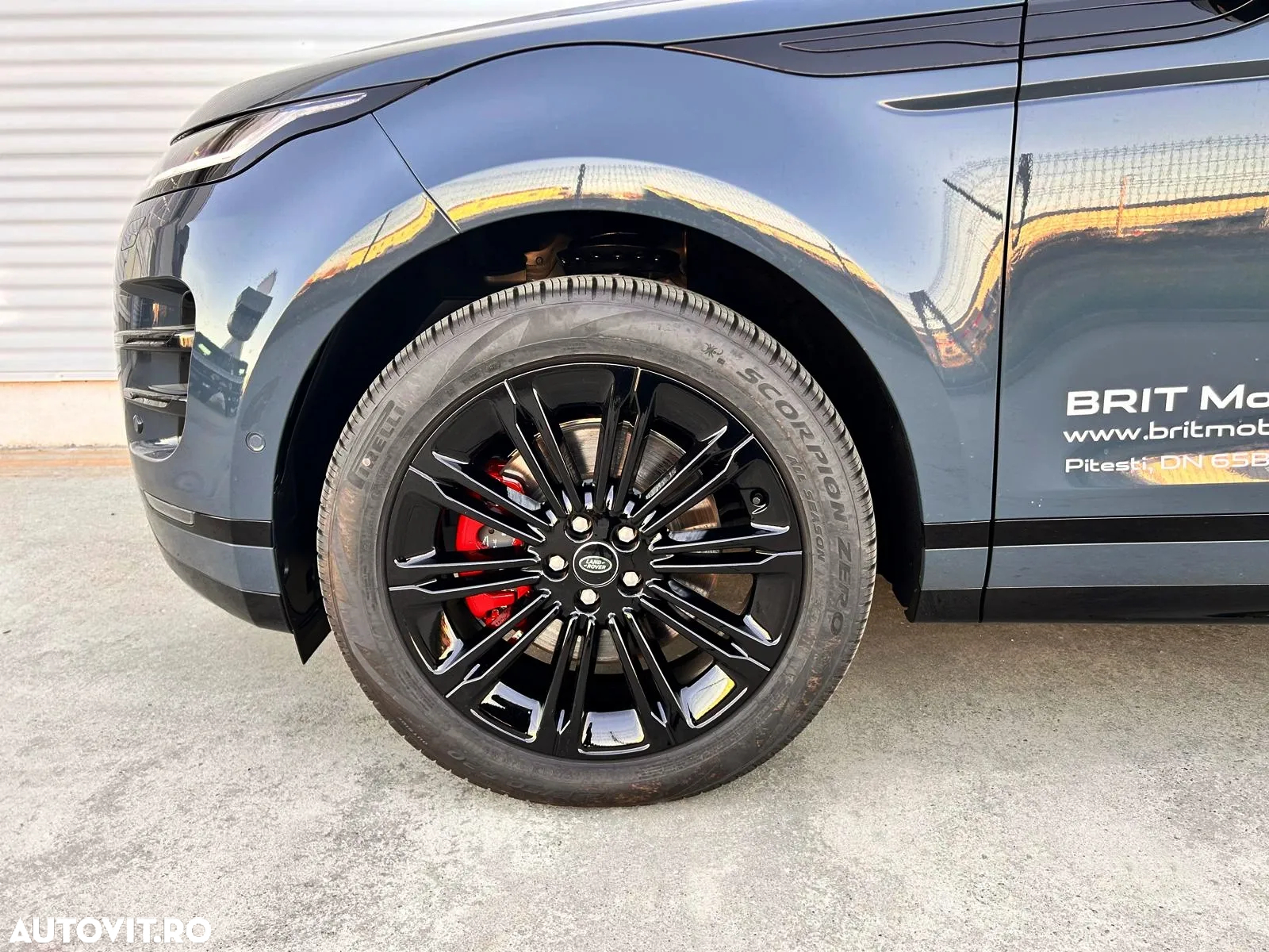 Land Rover Range Rover Evoque 2.0 D165 R-Dynamic MHEV HSE - 4